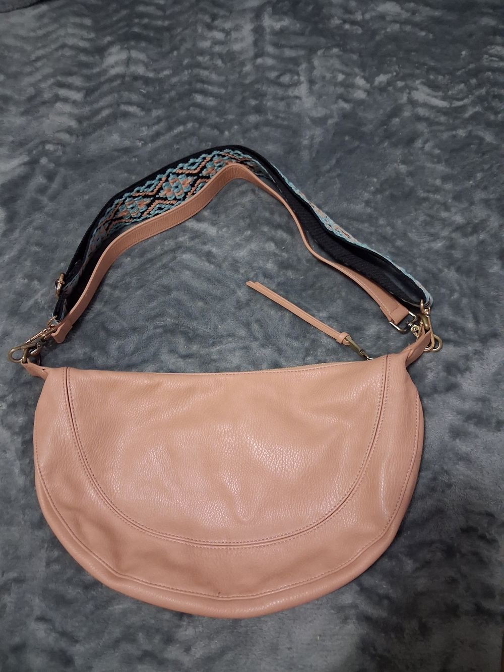 Anthropologie Urban Originals Blush Pink Crescent Shoulder Bag With Guitar Strap - Picture 1 of 6